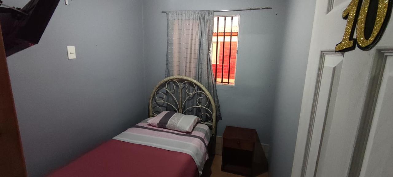 Hostal Arica 2 Zewnętrze zdjęcie